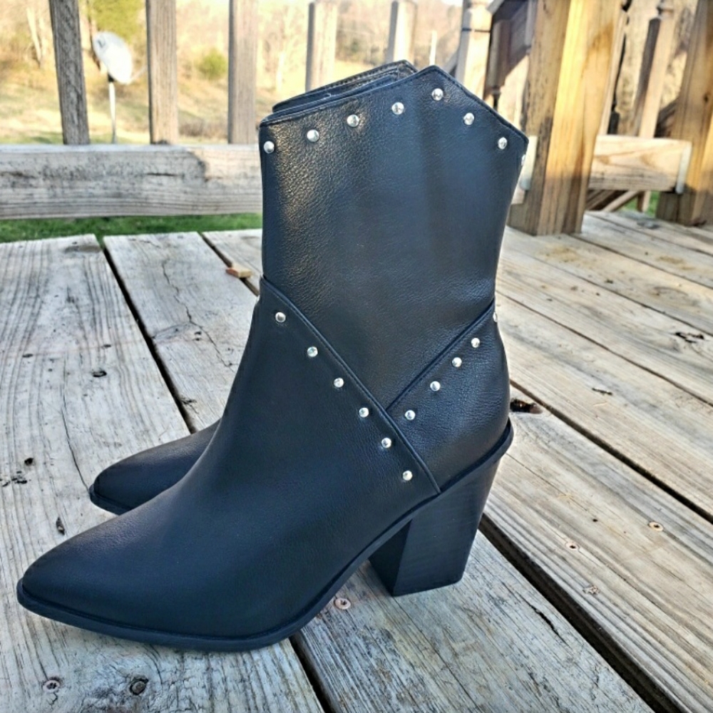 Brand new Dolce Vita Studded boots